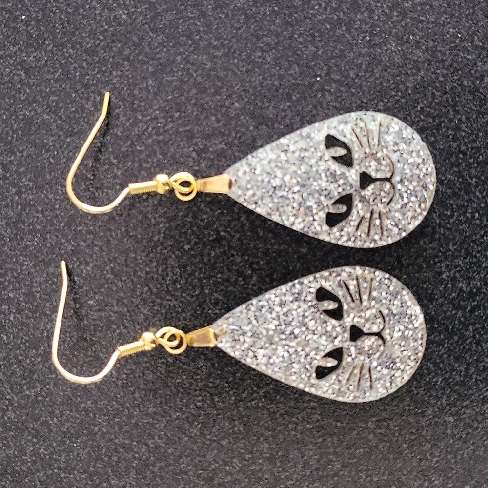 Earrings Handmade Cat Face 2 1/2"